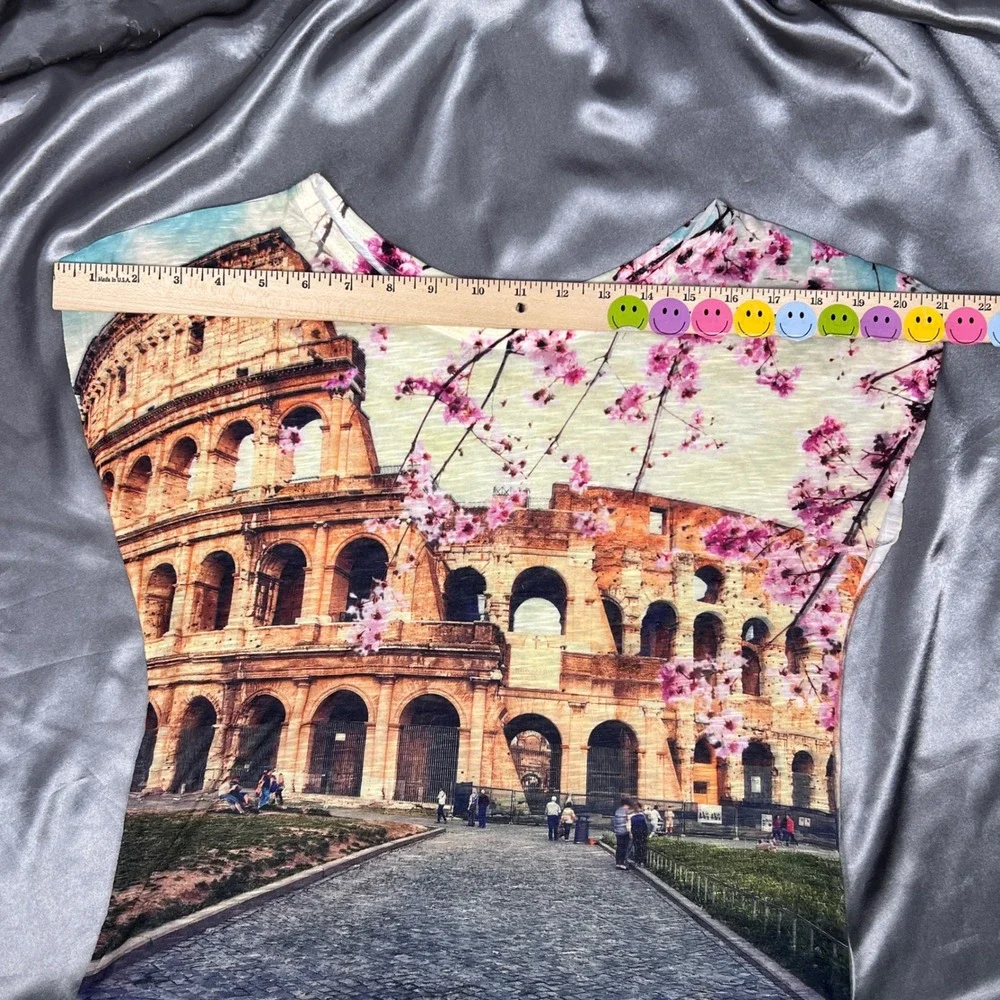 Made in Italy Rome Colosseum Cherry Blossom Graphic Cap Sleeve Tee White Medium - Picture 8 of 12